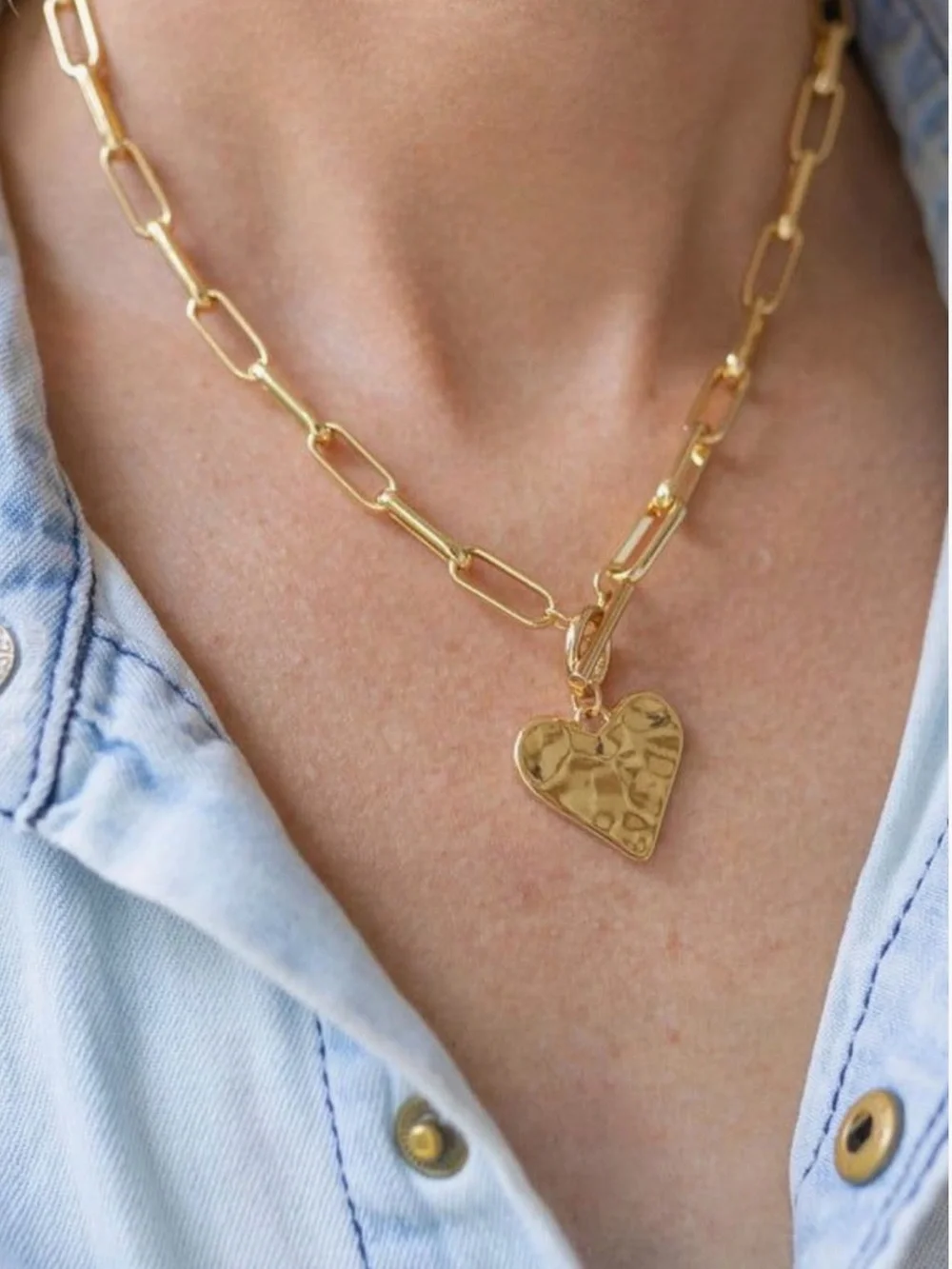 Hammered Heart Pendant Paperclip Chain Necklace - Gold